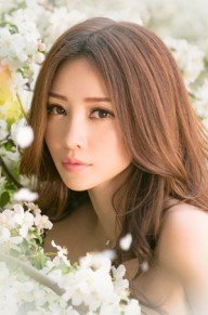 柳岩